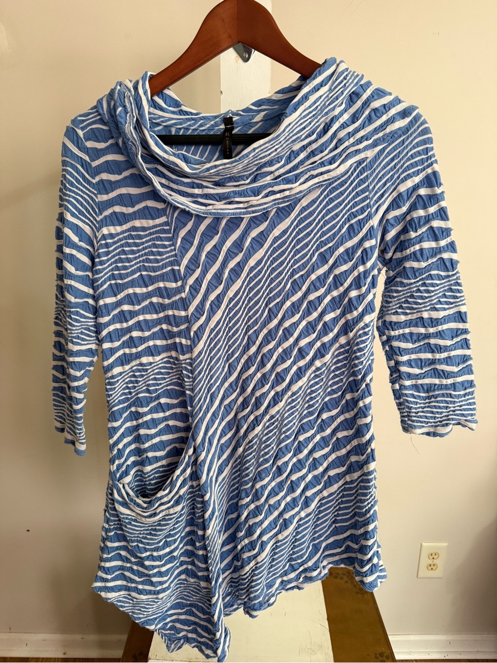 IC by Connie K Textured Tunic Top